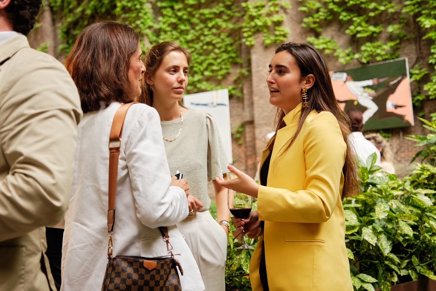 91349A19-09C2-4CED-BC5D-FC4202C65380